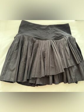 Ivivva Girls Black Pleated Skort